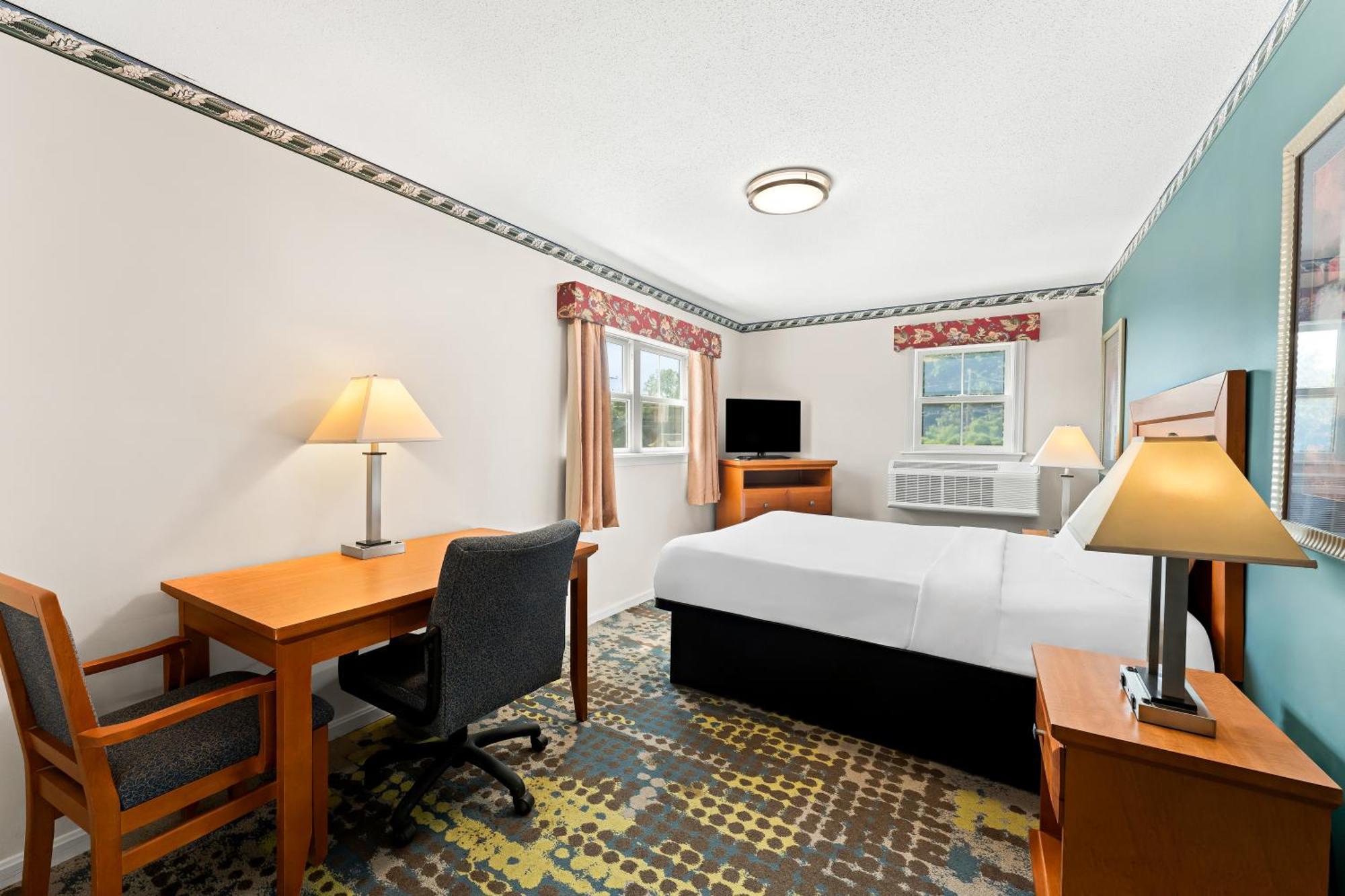 Americas Best Value Inn - Stonington Exterior foto