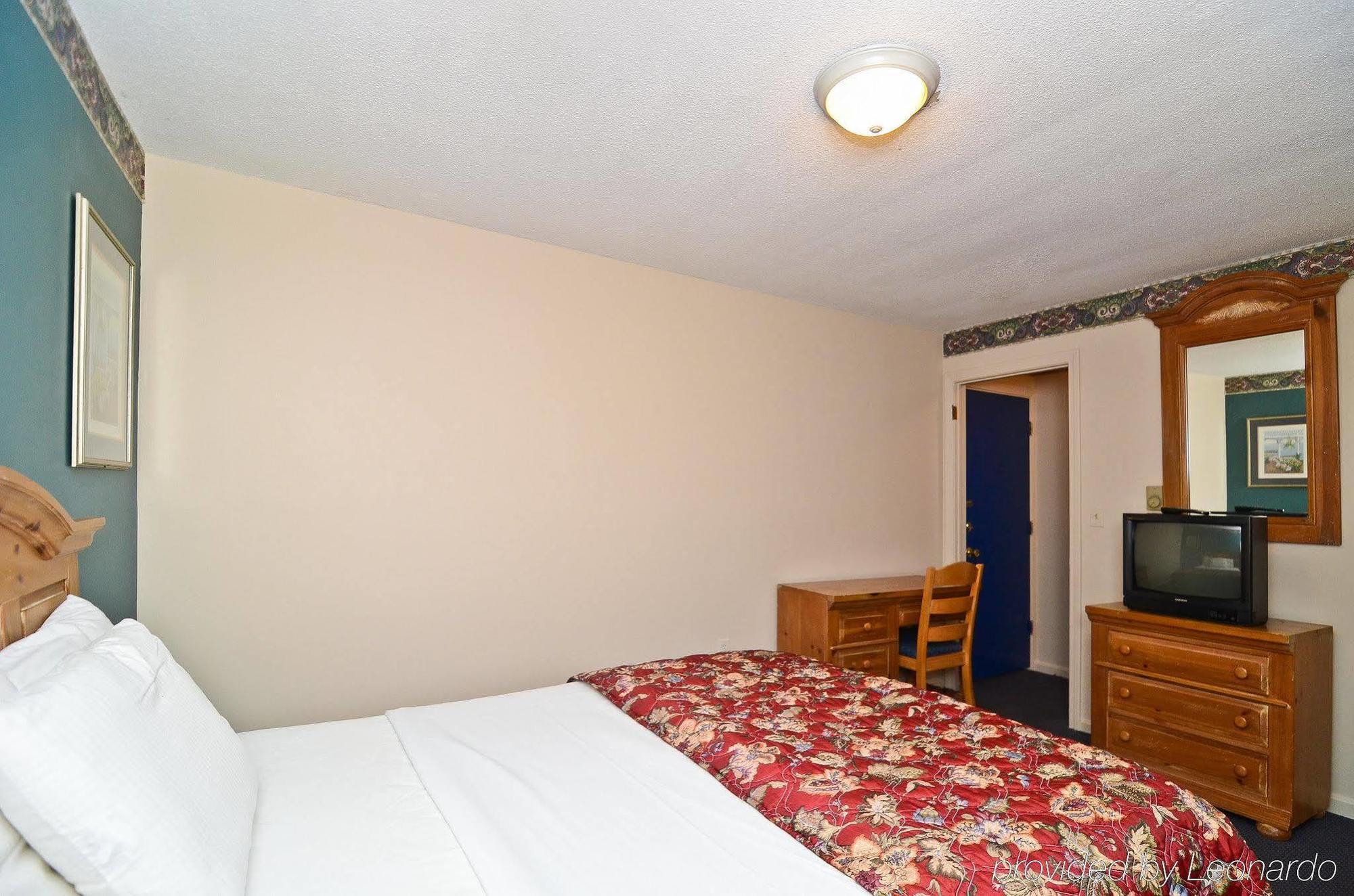 Americas Best Value Inn - Stonington Habitación foto